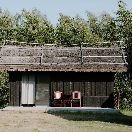 Peterzens Boathouse * Laupunen