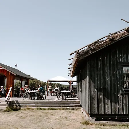Peterzens Boathouse *