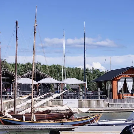 Сasa de vacaciones Peterzens Boathouse Laupunen