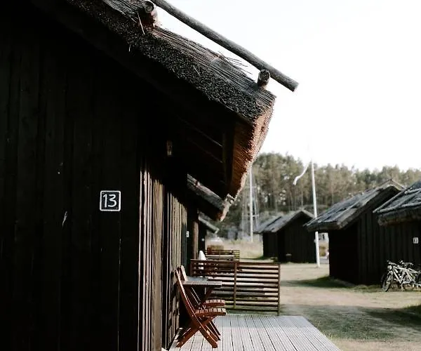 彼得泽思船屋 *