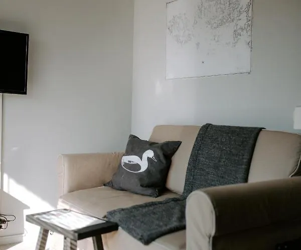 Peterzens Boathouse * Laupunen