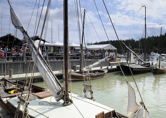 度假居 彼得泽思船屋 *